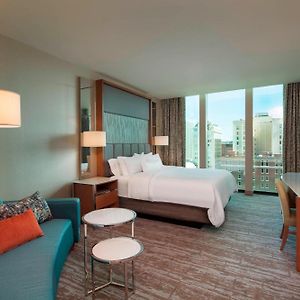 Guest room 1 King City view